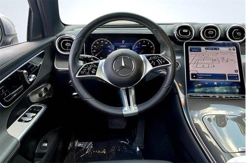 2023 Mercedes-Benz GLC 300 4MATIC