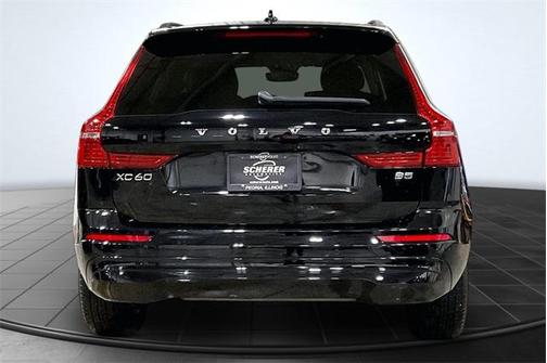 2023 Volvo XC60 B5 Core