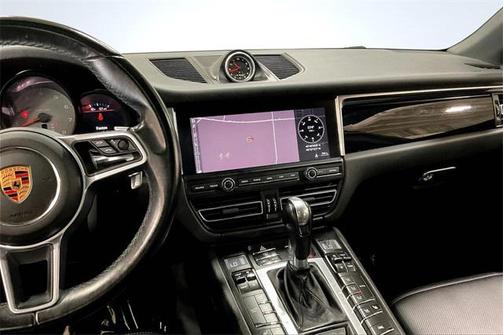 2020 Porsche Macan S