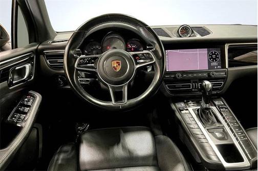 2020 Porsche Macan S