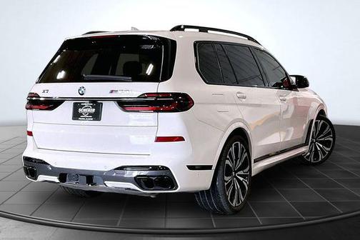 Alpine White 2023 BMW X7 M60i