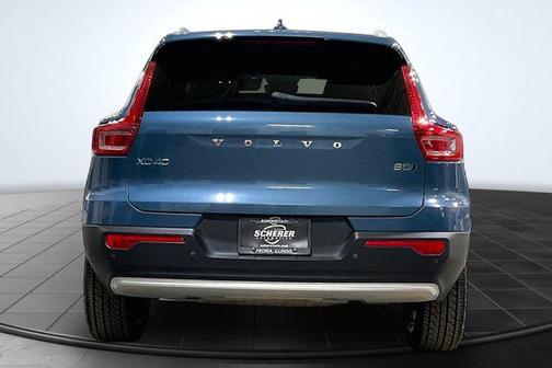 2023 Volvo XC40 B5 Plus Bright Theme