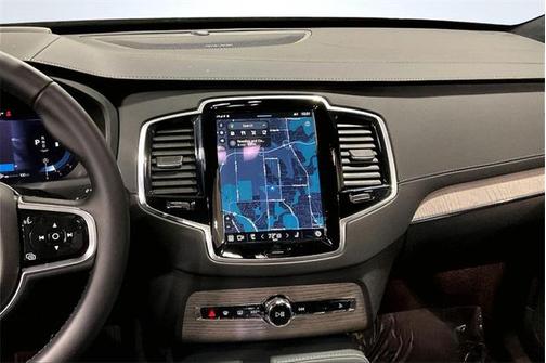 2024 Volvo XC90 B6 Ultimate Bright Theme 7-Seater