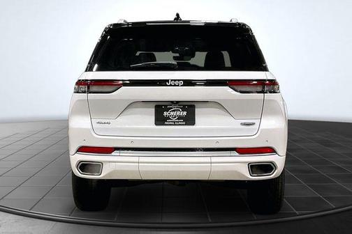 2023 Jeep Grand Cherokee Summit