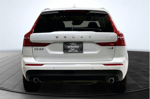 2020 Volvo XC60 T6 Momentum