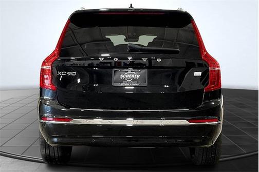 2024 Volvo XC90 Recharge Plug-In Hybrid T8 Ultimate Bright Theme 7-Seater