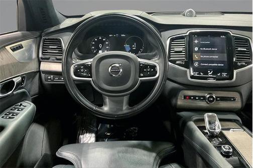 2022 Volvo XC90 Recharge Plug-In Hybrid T8 Inscription 7 Passenger