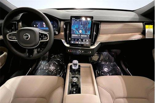 2026 Volvo XC90 Plus, B5 AWD Gas (mild hybrid), Gasoline, Bright, 7 Seats