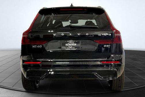 2026 Volvo XC60 B5 Ultra