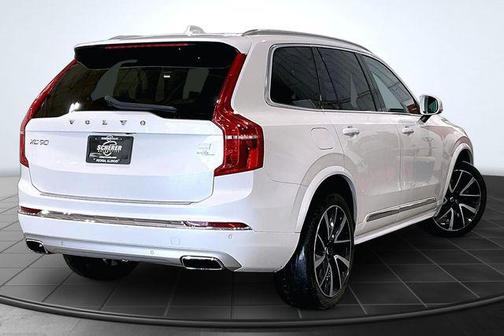 Crystal White Metallic 2021 Volvo XC90 Recharge Plug-In Hybrid T8 Inscription Expression 6 Passenger