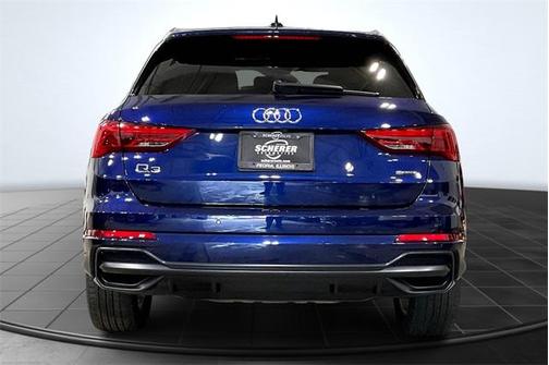 2022 Audi Q3 45 S line Premium