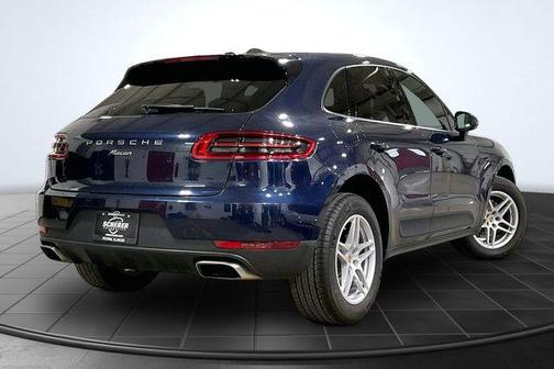 2017 Porsche Macan Base