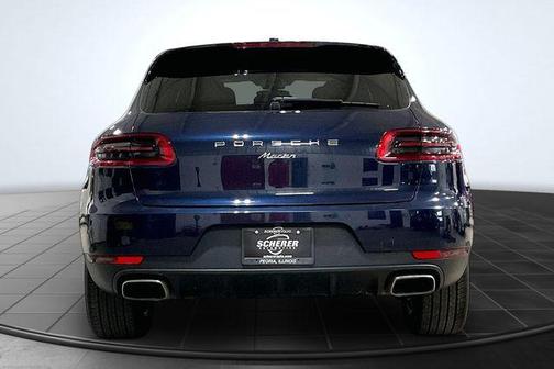 2017 Porsche Macan Base