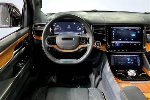 2023 Jeep Grand Wagoneer Series III 4x4