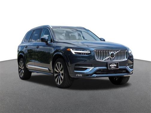 2025 Volvo XC90 B6 Plus 7-Seater