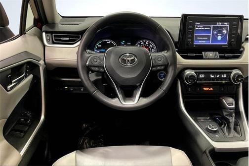 2021 Toyota RAV4 Hybrid XLE Premium