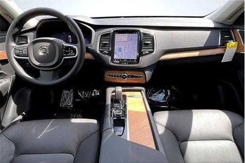 2025 Volvo XC90 B6 Plus 7-Seater