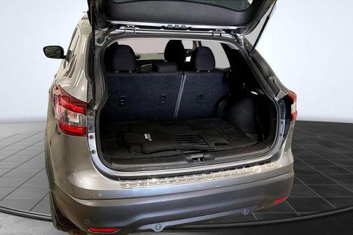 2021 Nissan Rogue Sport SV