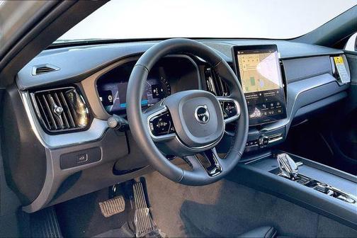 Vapour Grey Metallic 2026 Volvo XC60 B5 Ultra Black Edition