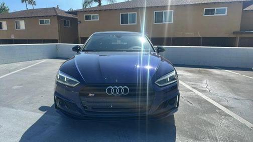 Navarra Blue Metallic 2019 Audi S5 3.0T Prestige