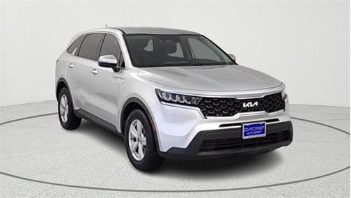 2022 Kia Sorento LX