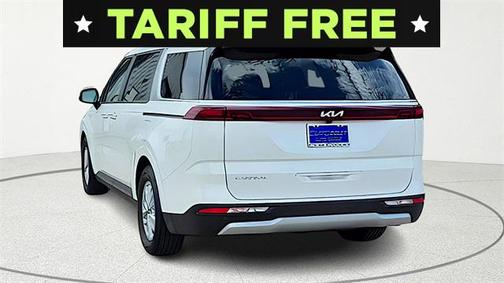 2024 Kia Carnival LX