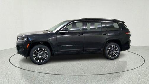 Diamond Black Crystal Pearlcoat 2023 Jeep Grand Cherokee L Overland