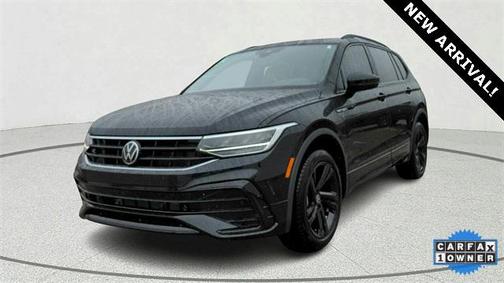 2023 Volkswagen Tiguan 2.0T SE R-Line Black