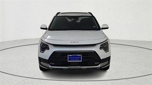 2023 Kia Niro SX