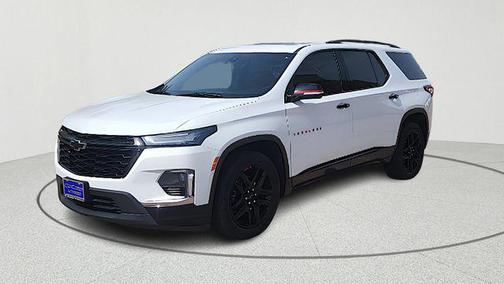 Summit White 2023 Chevrolet Traverse Premier