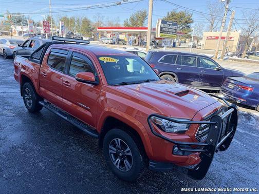 2016 Toyota Tacoma TRD Sport