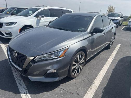2020 Nissan Altima 2.5 SR