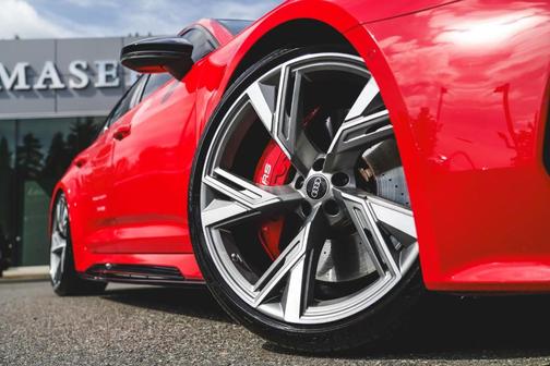 2021 Audi RS 6 Avant 4.0T quattro