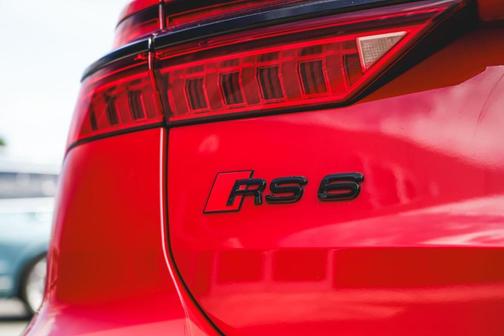 2021 Audi RS 6 Avant 4.0T quattro