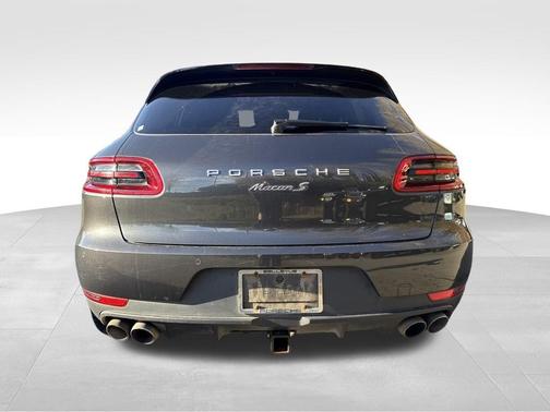 2017 Porsche Macan S