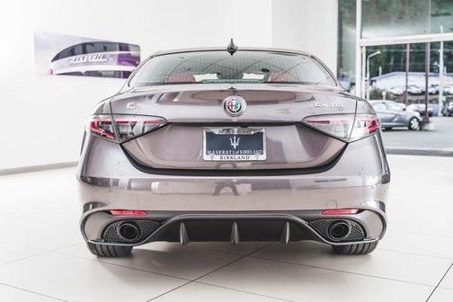 2025 Alfa Romeo Giulia Base