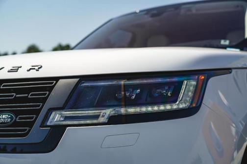 2023 Land Rover Range Rover P530 SE