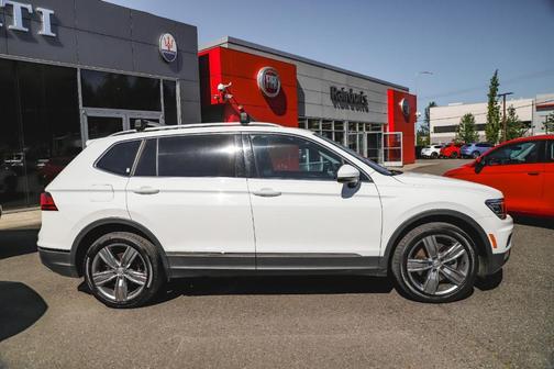 2018 Volkswagen Tiguan 2.0T SEL Premium