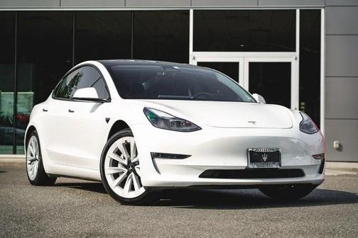 2021 Tesla Model 3 Standard Range Plus