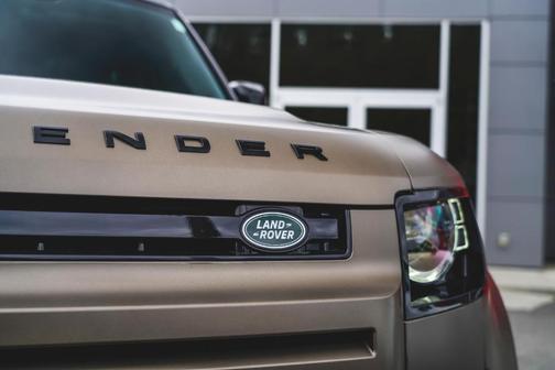 2023 Land Rover Defender 110 X-Dynamic SE