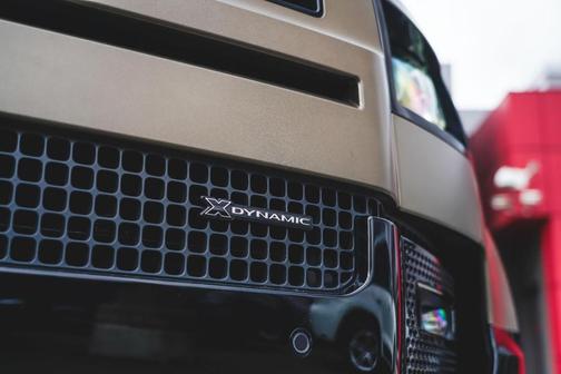 2023 Land Rover Defender 110 X-Dynamic SE