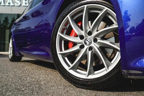 2023 Alfa Romeo Giulia Base