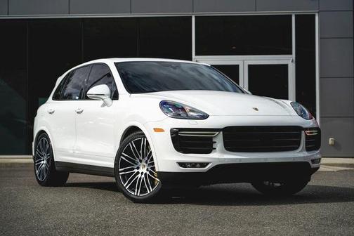 2016 Porsche Cayenne Turbo
