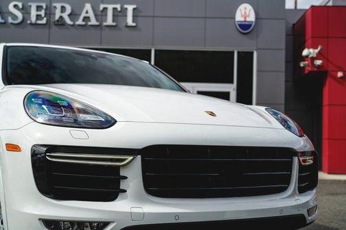 2016 Porsche Cayenne Turbo