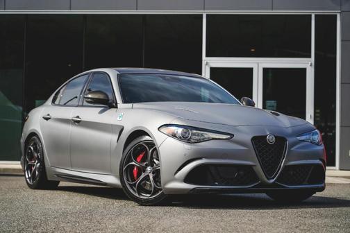 2019 Alfa Romeo Giulia Quadrifoglio