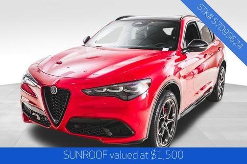 2025 Alfa Romeo Stelvio Base