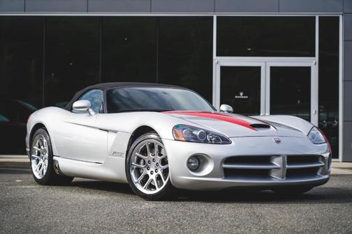 2003 Dodge Viper SRT-10