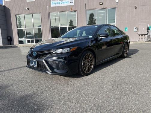 2024 Toyota Camry Hybrid SE