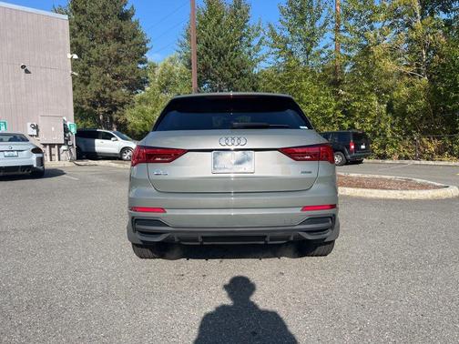 2024 Audi Q3 45 S line Premium