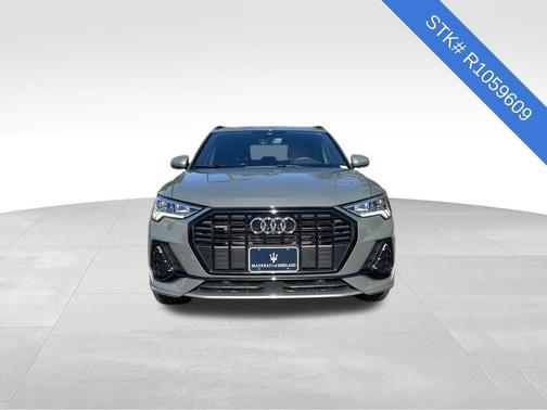 2024 Audi Q3 45 S line Premium